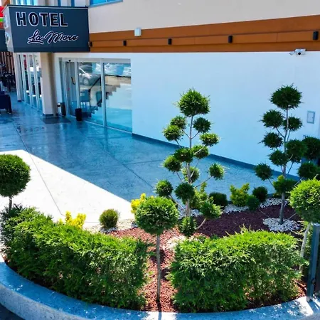 Hotel La 4*
