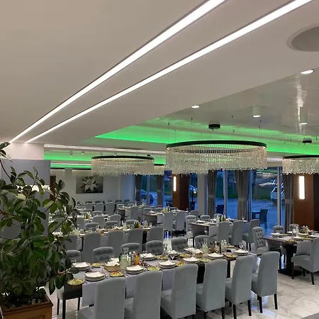 La Hotel