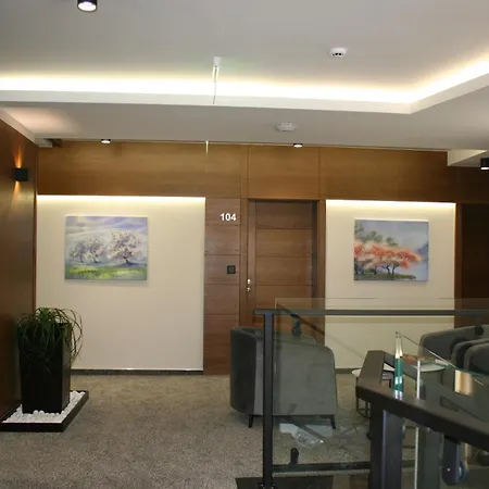Hotel La Srebrenik