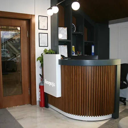 La Hotel 4*
